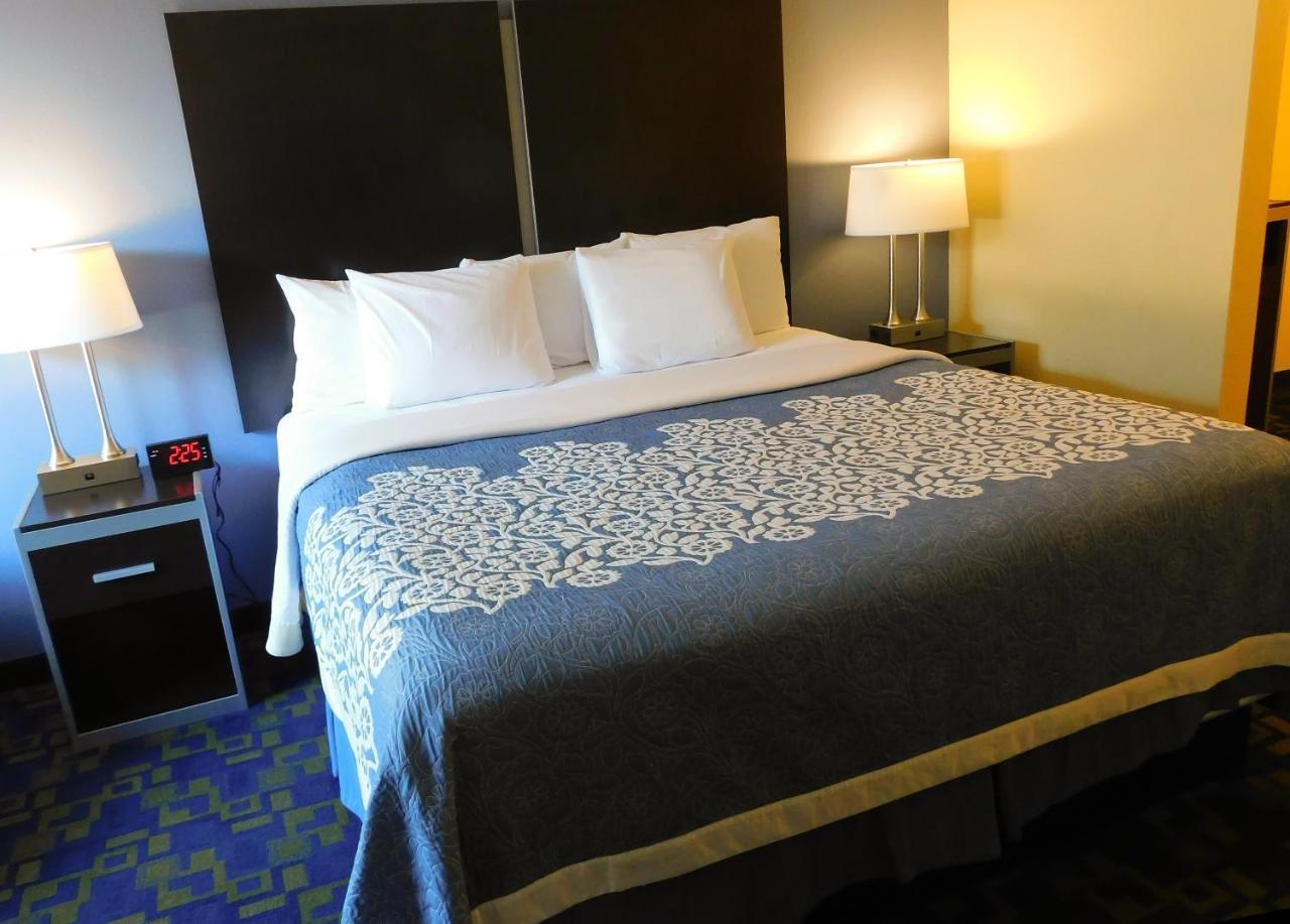 Days Inn & Suites By Wyndham Pocahontas Экстерьер фото
